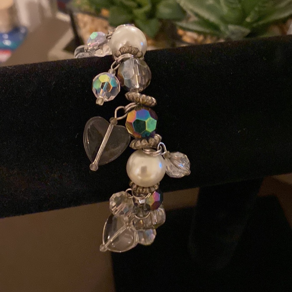 Crystal Cube and Heart Cha-Cha Bracelet - Picture 4 of 5